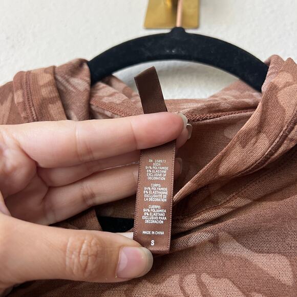 SKIMS Summer Mesh Hoodie Top in Cocoa Size S - Picture 5 of 5